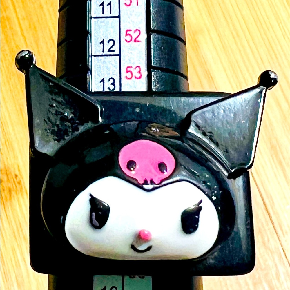 Official Sanrio Merchandise Kuromi Chunky Ring Size 8 Hello Kitty & Friends 2023